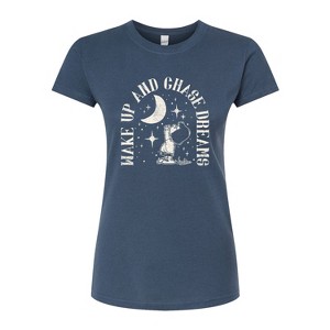 Women's - Peanuts - Wake Up And Chase Dreams Fitted Graphic T-Shirt - 1 of 4