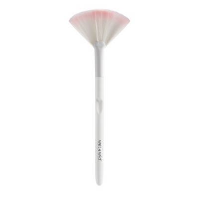 wet n wild Fan Brush -1ct