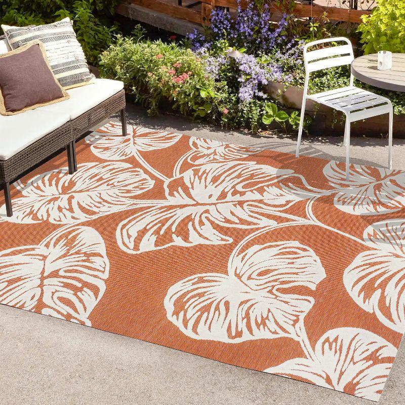 JONATHAN Y Tobago High-Low Two-Tone Monstera Leaf Floral Indoor/Outdoor Area Rug, 4 of 11