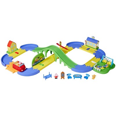 Peppa pig train store and track set