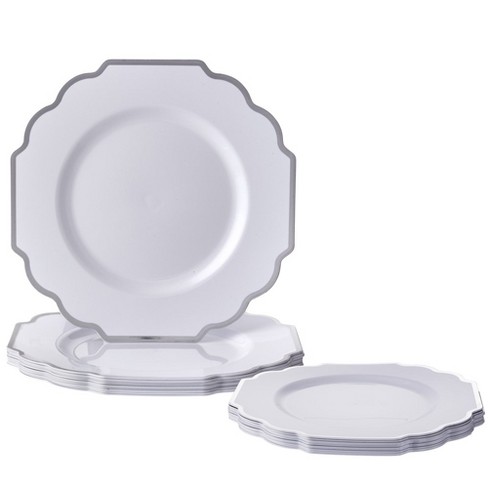 White disposable outlet dinner plates