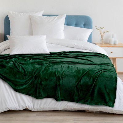 Emerald Green Fleece Throw Blanket for Sofa and Bed