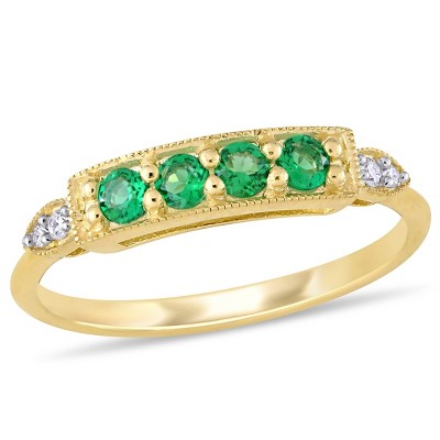Everly Jewelry – 10K Yellow Gold 1/8 TGW Created Emerald and Diamond Fashion Ring