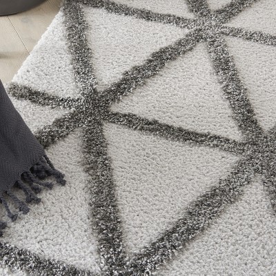 Modern Loft Gray High-Low Shag Area Rug, 5'3" x 7'3"