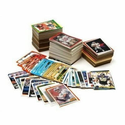 Superior Sports Investments HUGE LOT: 600 NFL Football Cards in a Gift Box w/ 1 Vintage Sealed Pack
