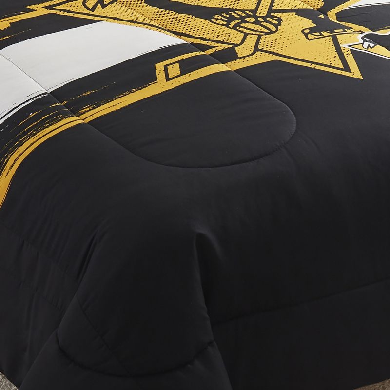 NHL Officially Licensed Comforter Set by Sweet Home Collection™, 4 of 7