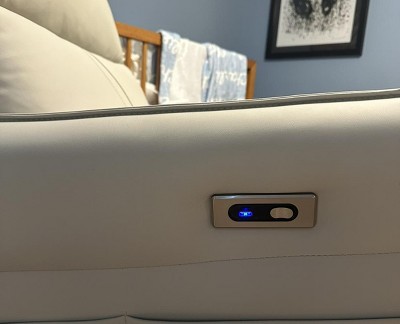 Guest review image 1 of 3, zoom in