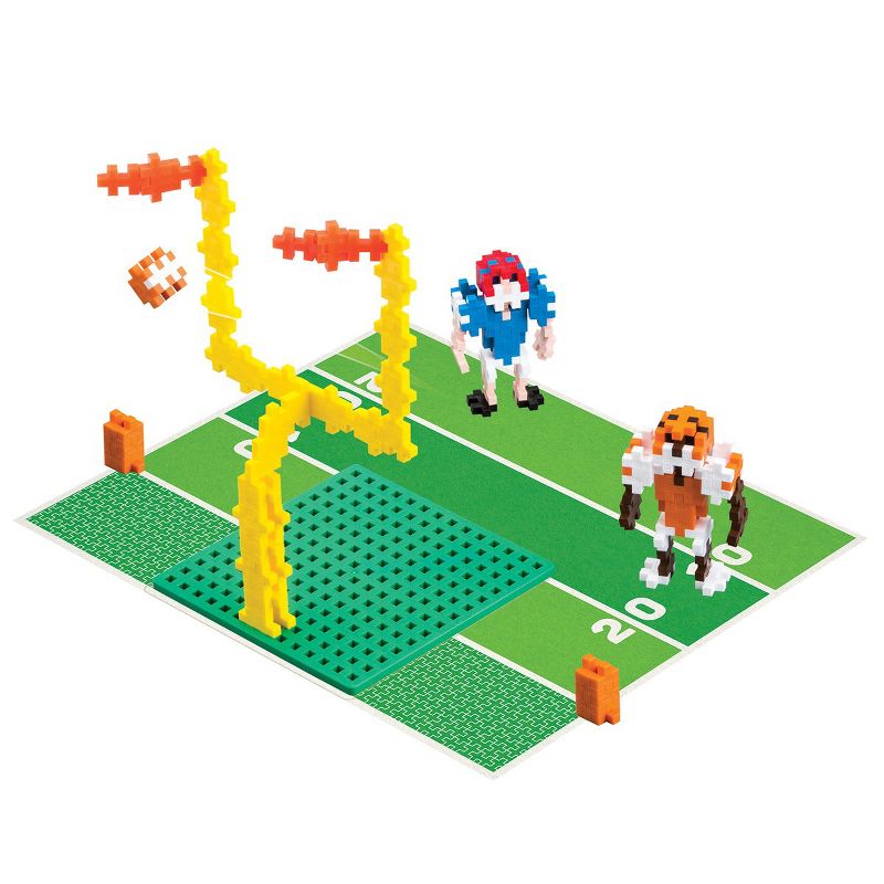 Plus-Plus Learn to Build Sports - STEM Building Set - 380 Pieces & 2 Baseplates, 4 of 5
