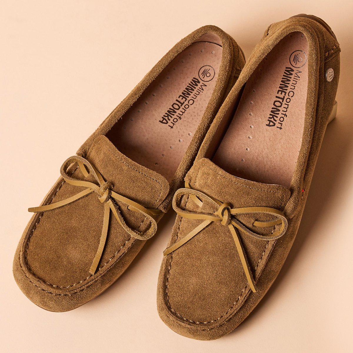 Женские туфли Minnetonka Women's Suede Loafer Moc 6000407 Sage - 10 — фото 2