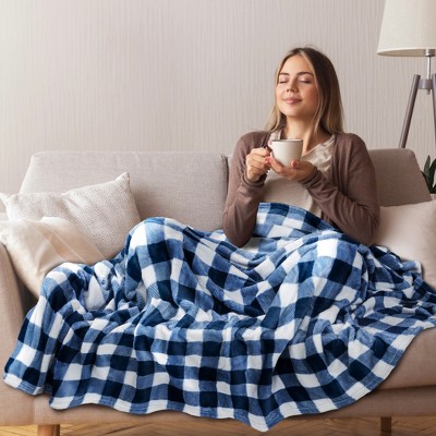 Twin Navy and White Checkered Fleece Throw Blanket