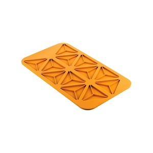Silikomart Triangolo 3.0 Silicone Mold with 36 Triangle Cavities - 1 of 4
