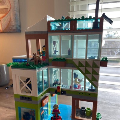 Lego City Apartment Building Fun Toy Set With Connecting Room