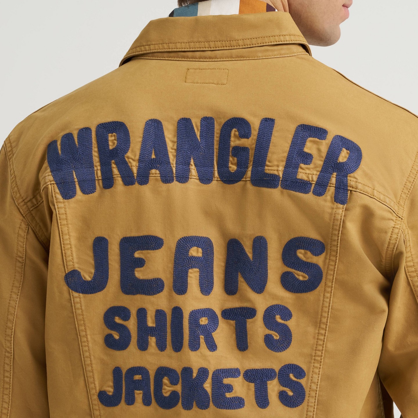 Мужская куртка Wrangler Sunstone Trucker Jean Jacket - Brown, цвет: Коричневый — фото 6