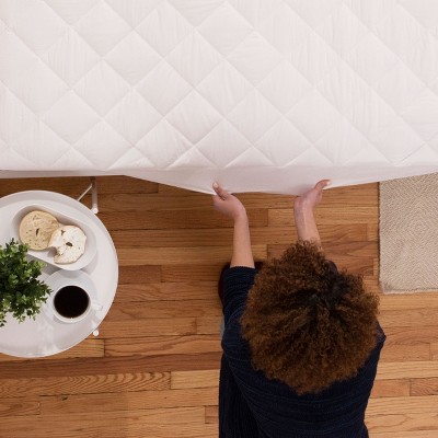 Queen Size White Down Alternative Waterproof Mattress Pad