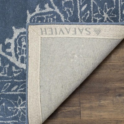 Elegant Blue Woolen Bliss 4' x 6' Hand-Tufted Area Rug