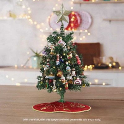 18-Inch Green Pre-Lit Tabletop Christmas Tree with Lights