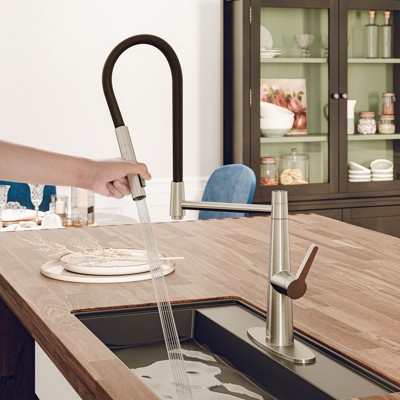 Brushed Nickel Single-Handle Kitchen Faucet with Dual-Function Spray Head