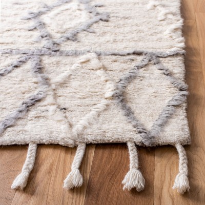 Ivory and Gray Hand-Tufted Wool Shag Rug 6' x 9'
