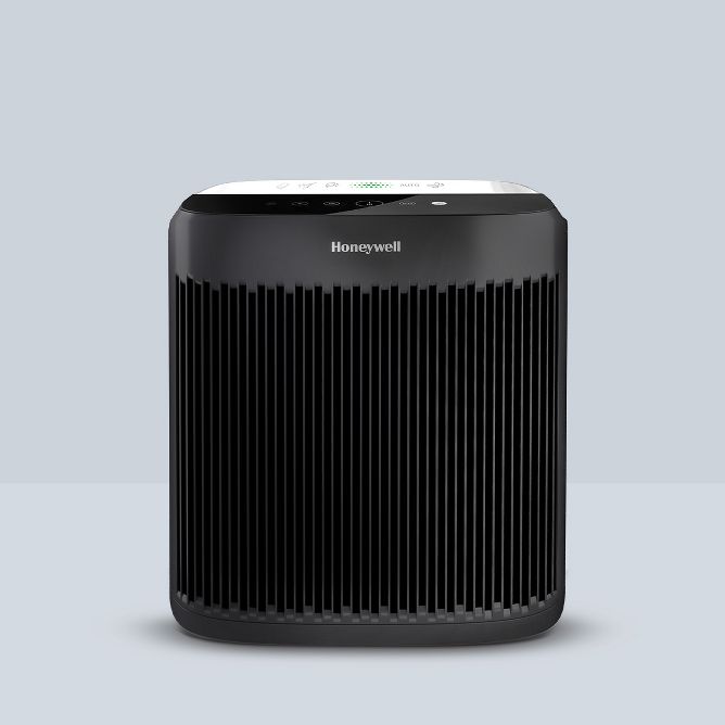 BLACK & DECKER 3-Speed Gray Air Purifier (Covers: 200-sq ft) at