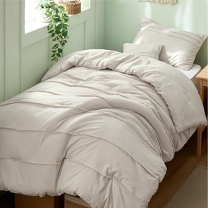 Bedsure Pinch Pleat Comforter Set,Textured Bedding with Elegant Pintuck Design, Soft and Lightweight - 1 of 4