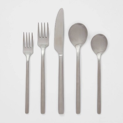 7 Travel Cutlery Sets (for eating on the go!)