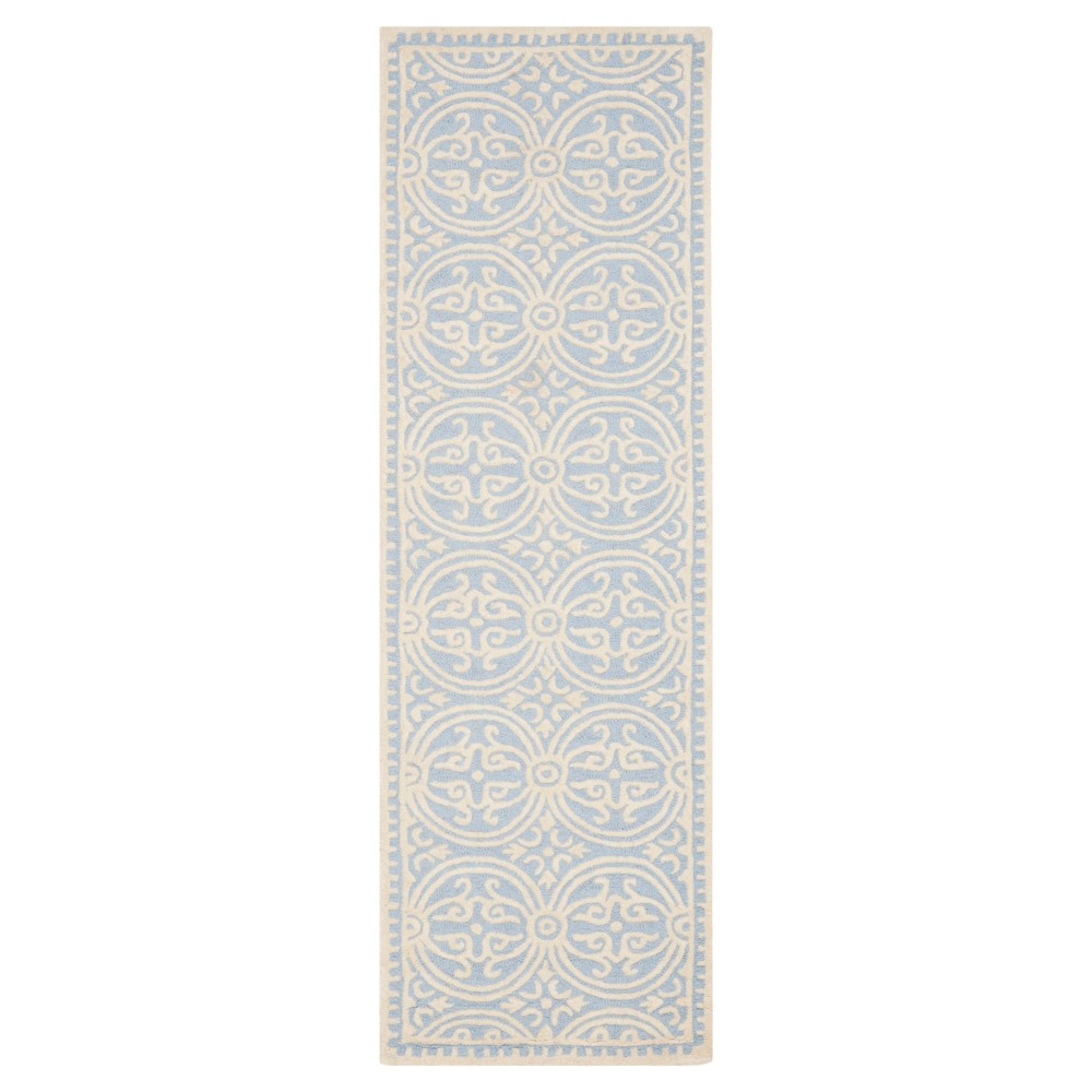 2'6inx6' Marlton Medallion Area Rug Light Blue/Ivory - Safavieh