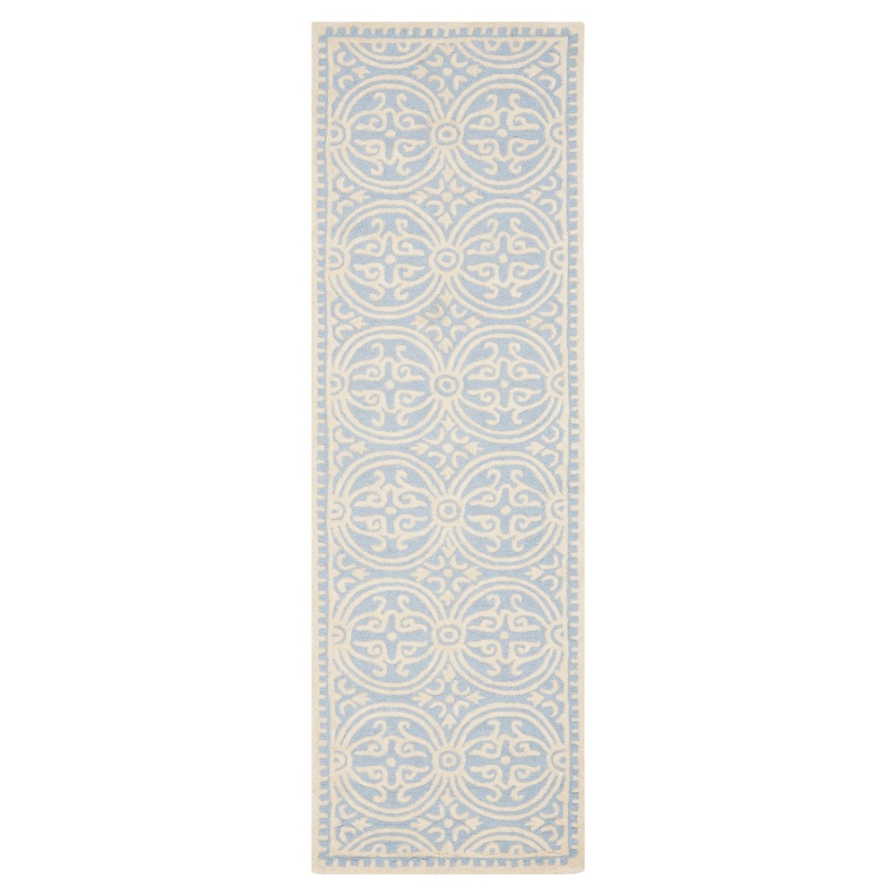 2'6inx6' Marlton Medallion Area Rug Light Blue/Ivory - Safavieh