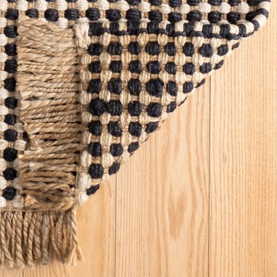 Kuba Black and Ivory Handwoven Jute 2' x 3' Rug