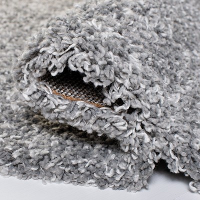 Luxurious Gray Synthetic Round Shag Rug, Easy Care, 59 in Diameter