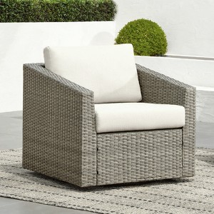 Spruce & Spring Outdoor Wicker Patio Furniture Swivel Chair - 1 of 4