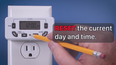 White Digital Programmable Timer with Dual Outlets