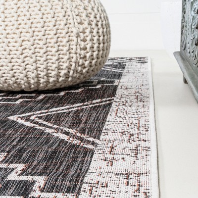 Boho-Chic Black and Ivory Tribal Medallion Washable Area Rug