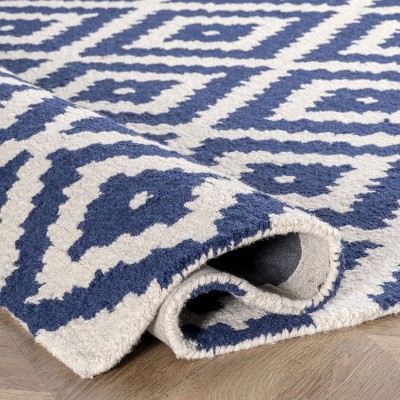 Navy and White Wool Oval Tufted Area Rug, 5' x 8'