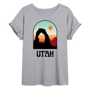 Women's - Instant Message - Vintage Utah Arch Oversized Graphic T-Shirt - 1 of 4