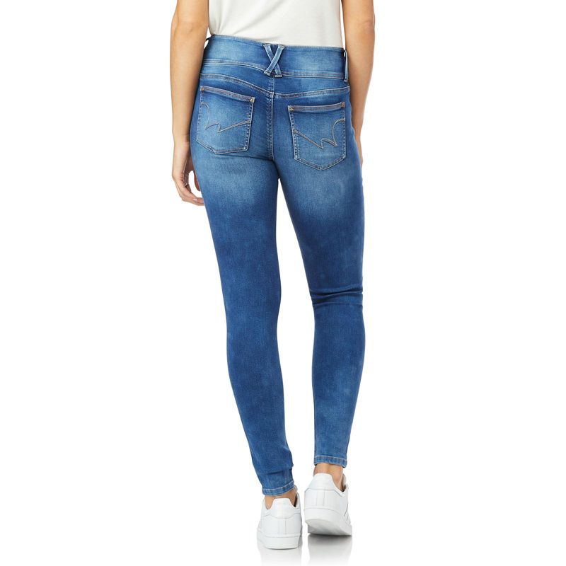 WallFlower Women's Sassy Skinny High-Rise Insta Soft Juniors Jeans (Standard and Plus), 3 of 4
