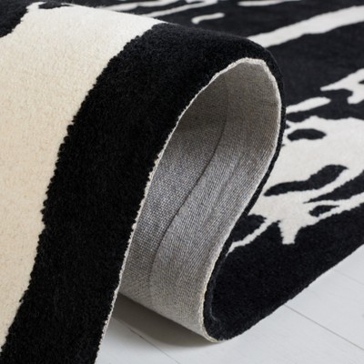 Black and White Tufted Wool and Viscose Runner Rug