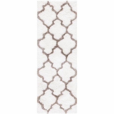 Barcelona Shag BSG319 Hand Tufted Indoor Rug - Safavieh - image 1 of 4