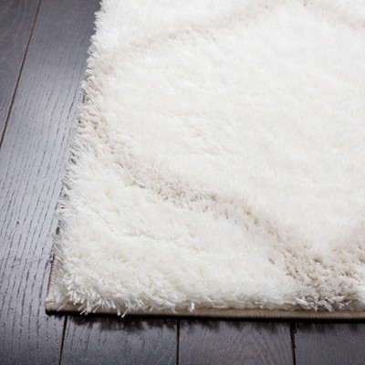 White and Silver Geometric Shag Synthetic 4' x 6' Rug