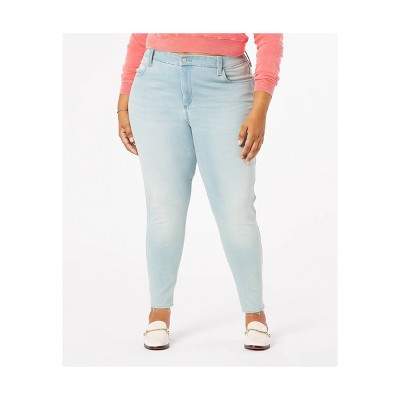 DENIZEN® from Levi's® Women's Plus Size High-Rise Skinny Jeans