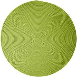 Colonial Mills Boca Raton - Bright Green 5 Ft round Round Rug Indoor/Outdoor 100% Polypropylene - 1 of 4