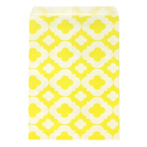 Wrapables Clover Print Party Treat Bags (25 Count) - 1 of 2