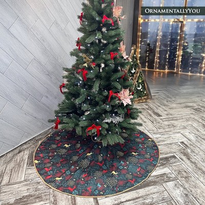 60-Inch Gold and Red Deer Pattern Holiday Tree Skirt