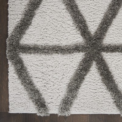 Modern Loft Gray High-Low Shag Area Rug, 5'3" x 7'3"