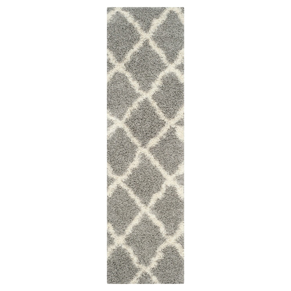 2'3inx8' Runner Gray/Ivory Geometric Shag/Flokati Loomed - Safavieh