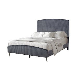 New Classic Furniture,Kailani Wood Queen Bed, Gray - 1 of 4