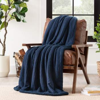 Chanasya Cable Knit Throw Blanket with Plush Faux Shearling Side