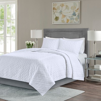 white bedspread queen target