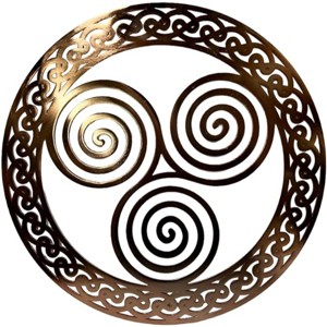 Slickblue Celtic Metal Wall Art – 12" Round Hanging Decor in 8 Irish Designs & 4 Finish Options for Home - 1 of 4