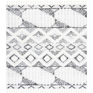 Moroccan Tassel Shag MTS618 Power Loomed Indoor Rugs - Safavieh - 1 of 4