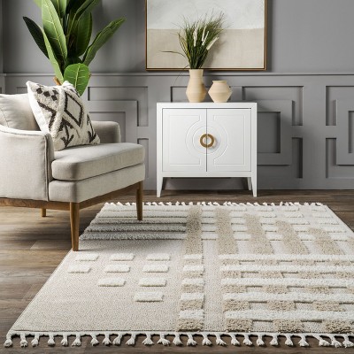 Cordelia Ivory Synthetic 5' x 7'6" Easy-Care Area Rug